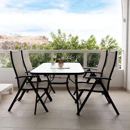 Beachview Oriental Design Experience Callao Salvaje